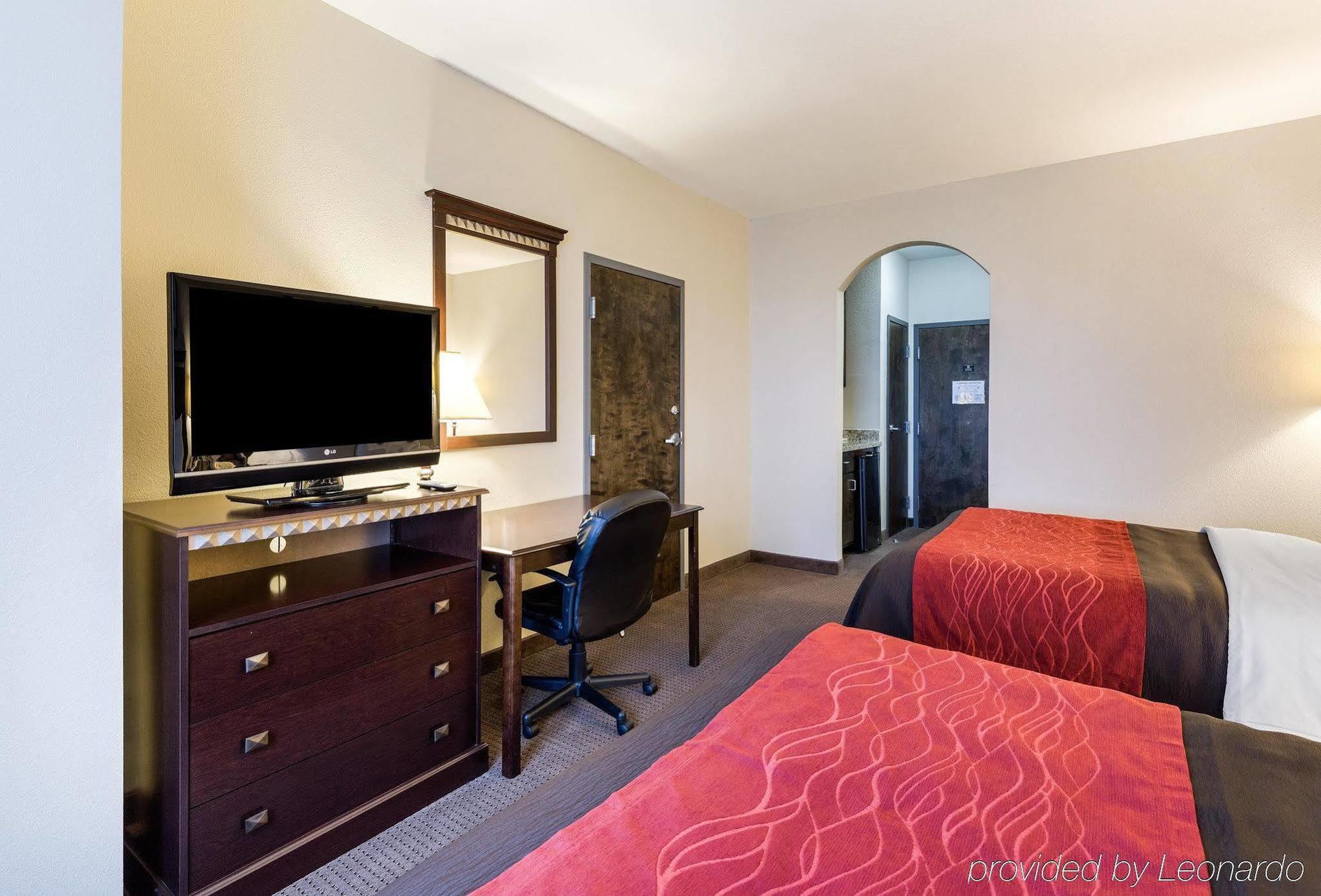 Comfort Inn & Suites Winnie Εξωτερικό φωτογραφία